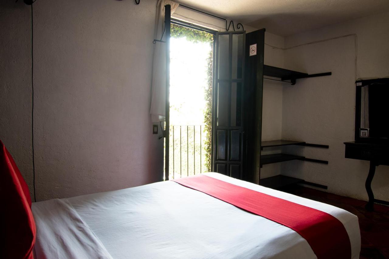 Hotel Marmil Малиналко Екстериор снимка