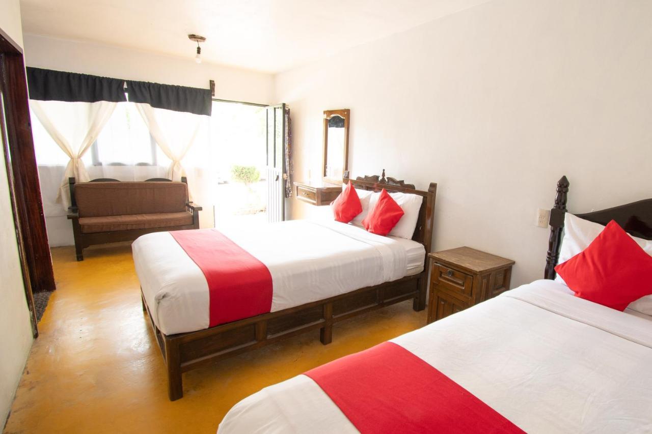 Hotel Marmil Малиналко Екстериор снимка