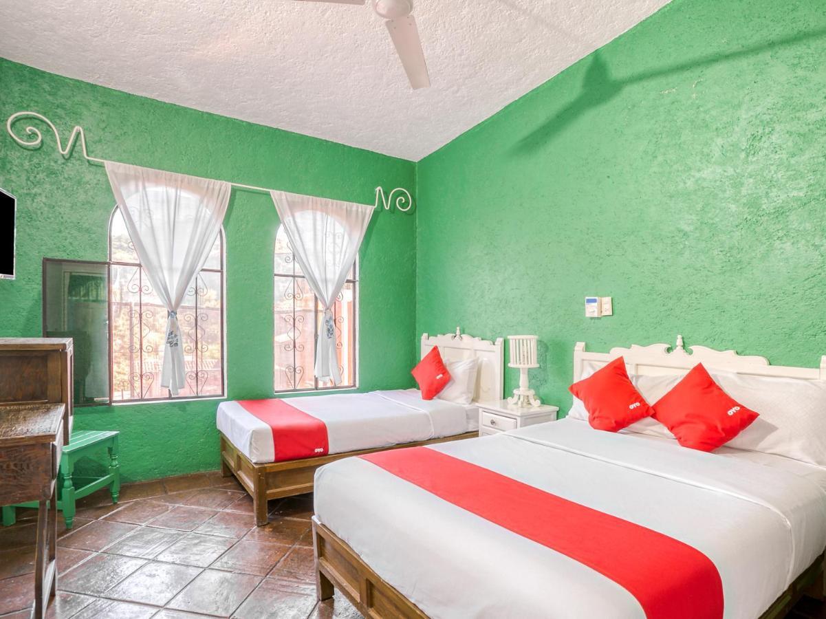 Hotel Marmil Малиналко Екстериор снимка
